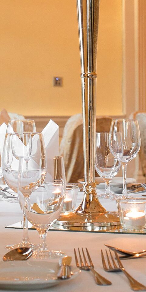 decorative-wedding-dinner-table