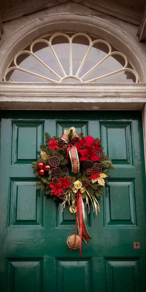 xmas-gate-flower